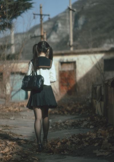 日本高清拔萝卜免费观看